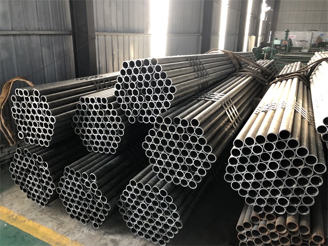 大兴安岭小口径厚壁无缝钢管