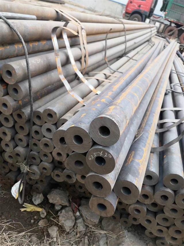 大兴安岭q235b无缝钢管